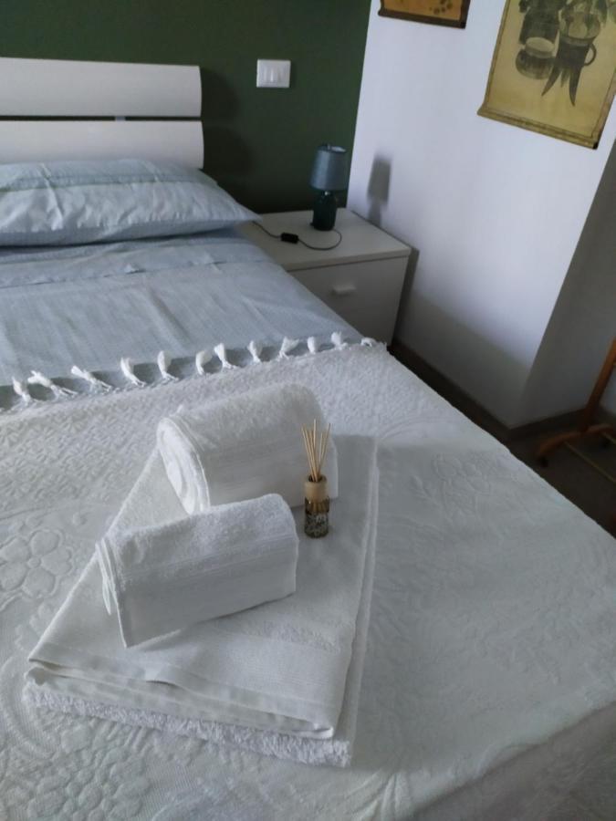 Casa Vacanze I Giardini Di Marzo San Giorgio di Mantova Eksteriør billede